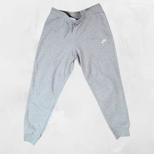 Nike "jogger" style Sweats